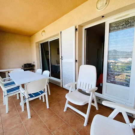 A Funtana Deux Chambres, Vue Mer, Piscine Et Tennis Apartamento *