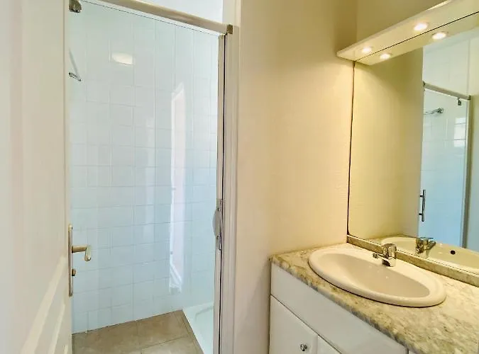 דירה A Funtana Deux Chambres, Vue Mer, Piscine Et Tennis פרופריאנו